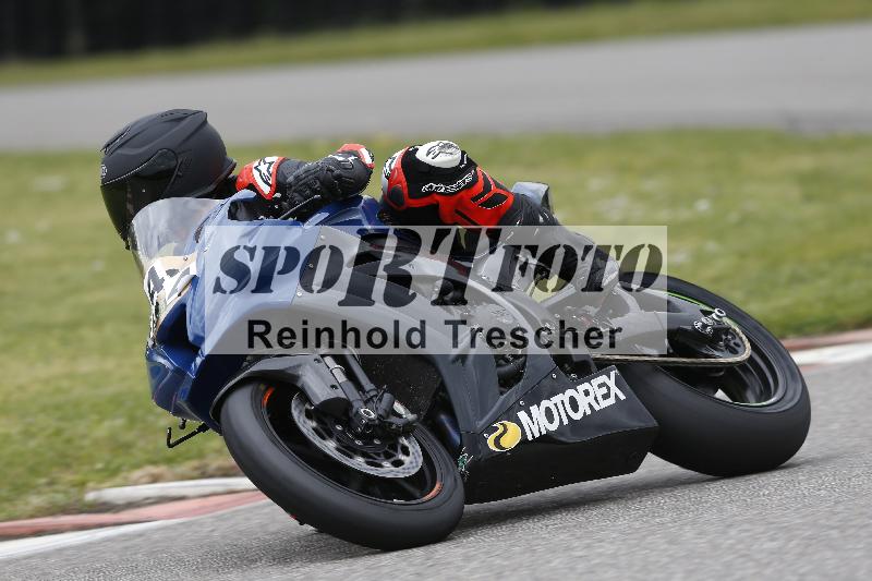 /Archiv-2025/08 20.04.2025 Speer Racing ADR/Gruppe gruen/444